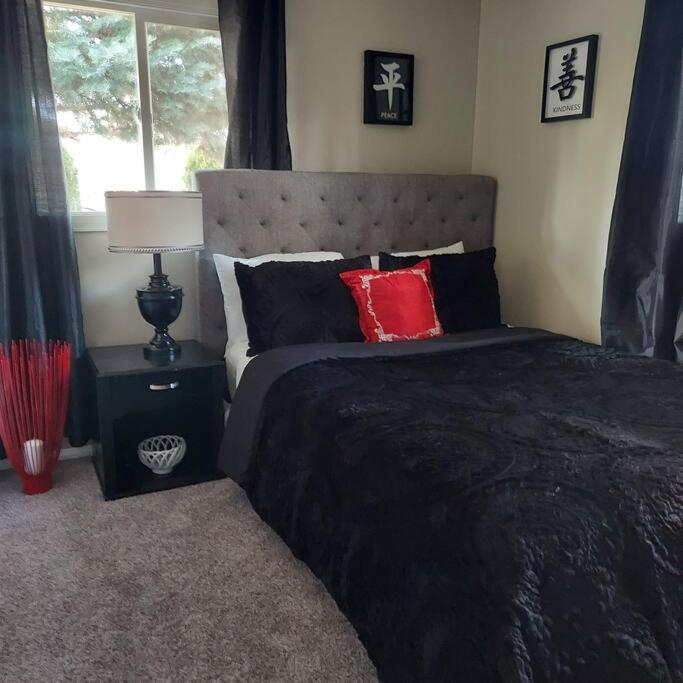 Cheerful 3 Bedroom House. Great Location Colorado Springs Luaran gambar