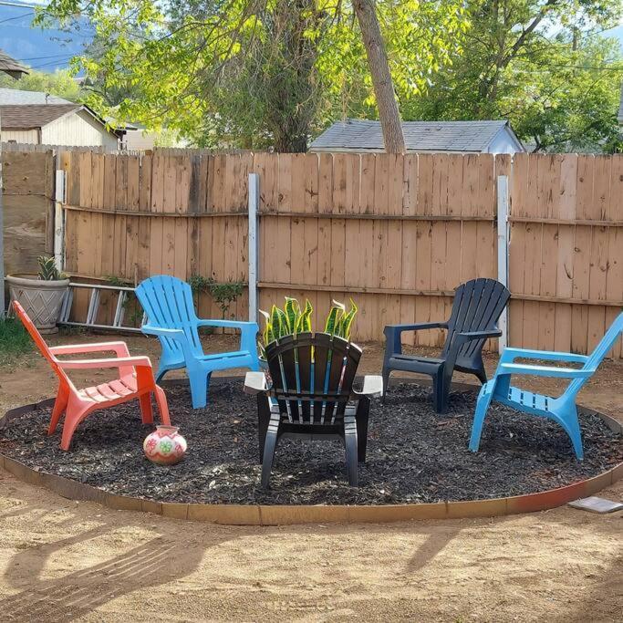 Cheerful 3 Bedroom House. Great Location Colorado Springs Luaran gambar