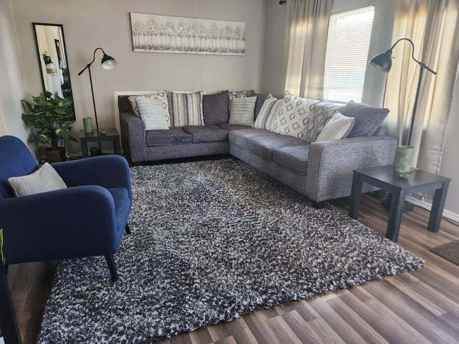 Cheerful 3 Bedroom House. Great Location Colorado Springs Luaran gambar