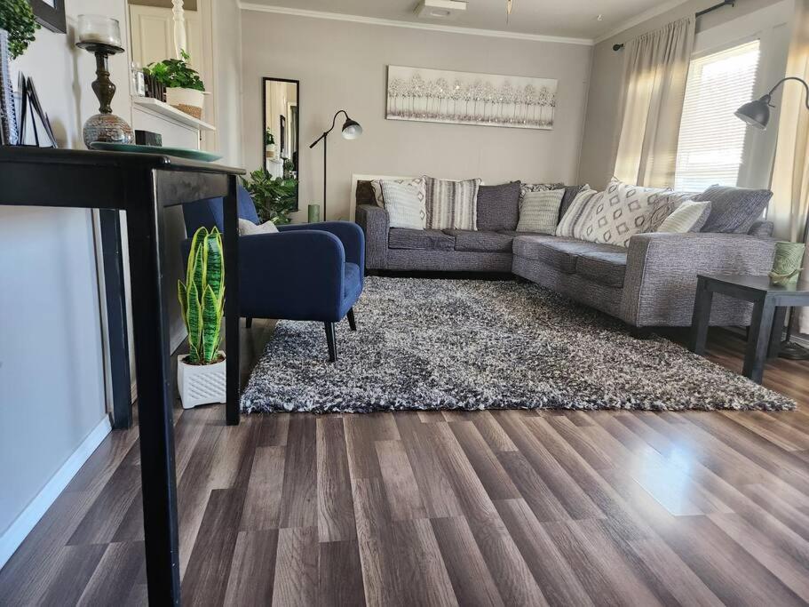 Cheerful 3 Bedroom House. Great Location Colorado Springs Luaran gambar