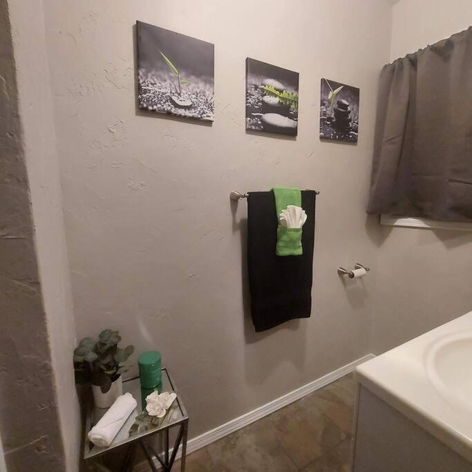Cheerful 3 Bedroom House. Great Location Colorado Springs Luaran gambar