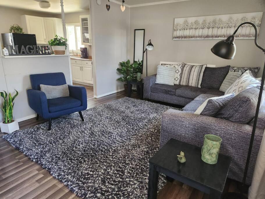 Cheerful 3 Bedroom House. Great Location Colorado Springs Luaran gambar