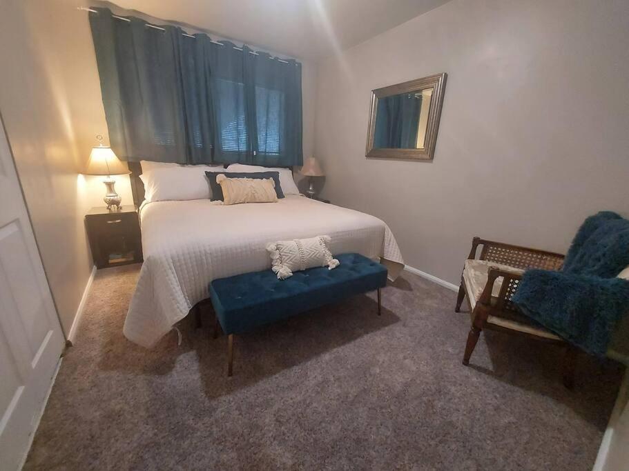 Cheerful 3 Bedroom House. Great Location Colorado Springs Luaran gambar